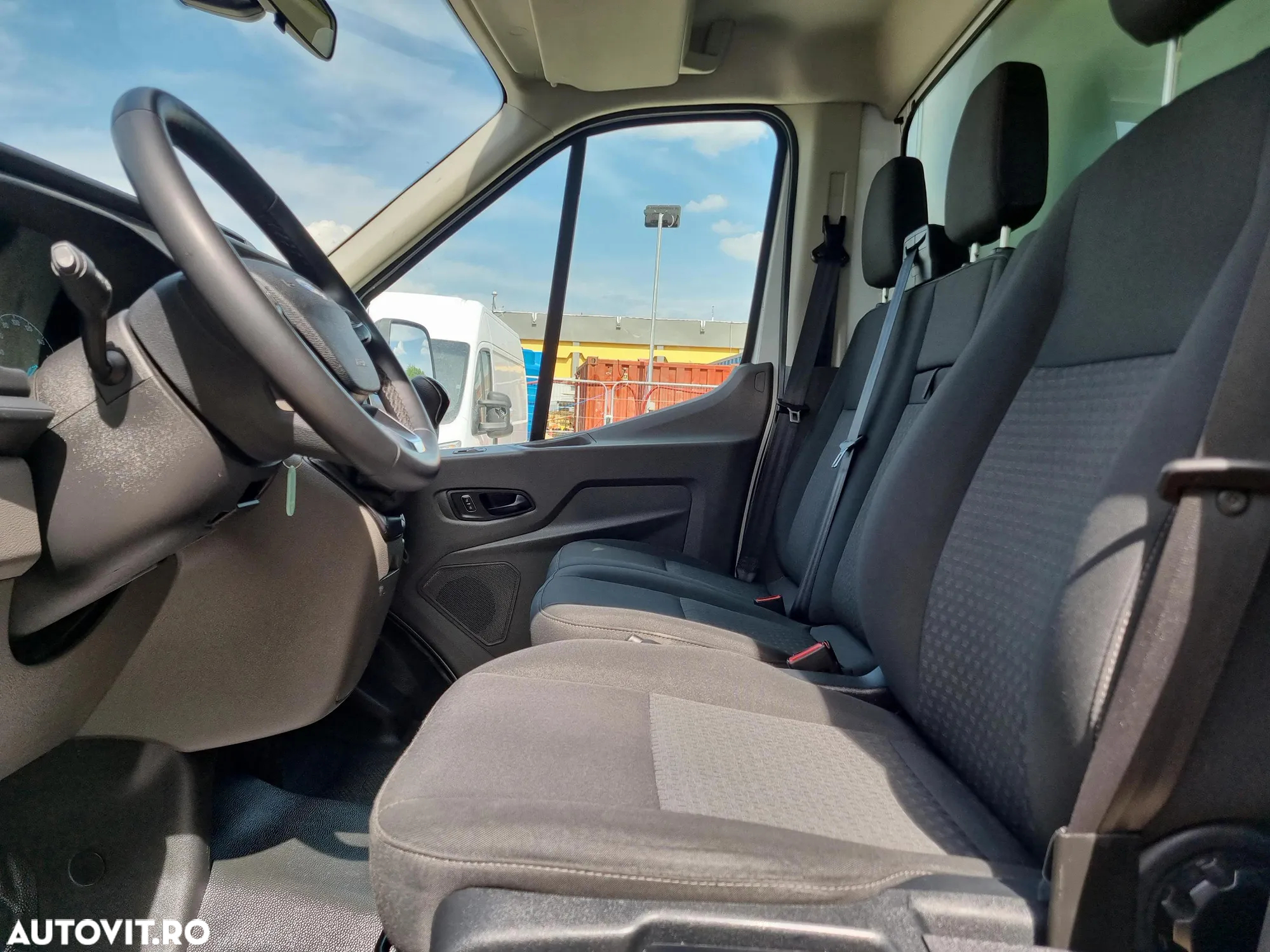 Ford Transit 2.0 Ecoblue L4 + Box - 16