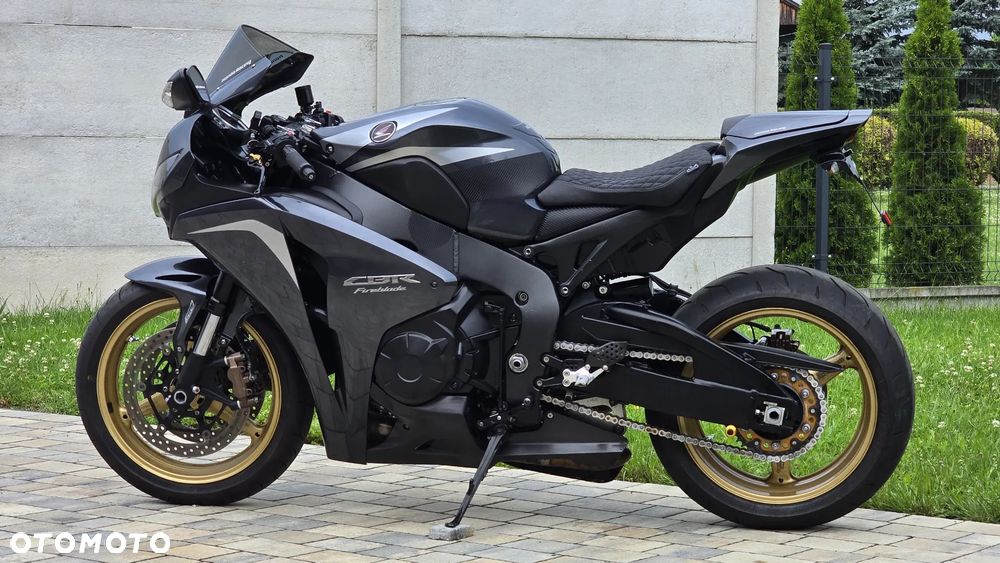 Honda CBR - 6