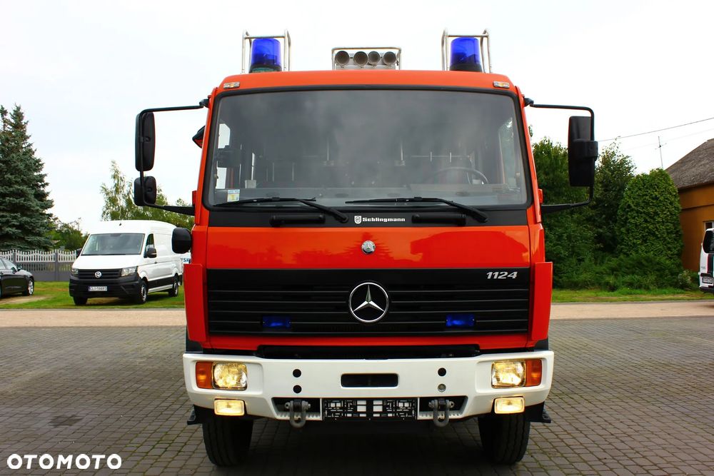 Mercedes-Benz 1124AF Samochód Specjalny -Pożarniczy  napęd 4x4 Mały Przebieg 32 tyś km Zbiornik Wody 2900L  Stan Perfekt - 8