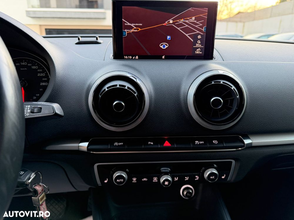 Audi A3 1.6 TDI clean Stronic Attraction - 9