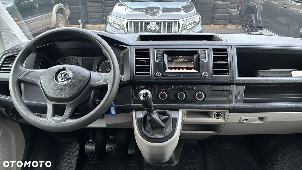 Volkswagen Transporter - 16