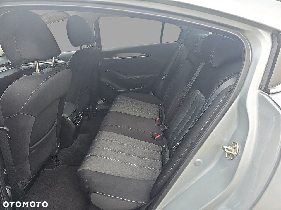 Mazda 6 - 10