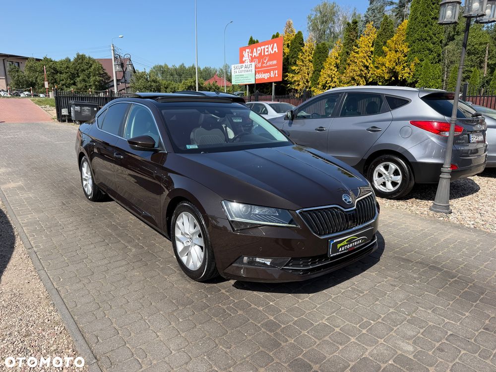 Skoda Superb 2.0 TDI Style - 29