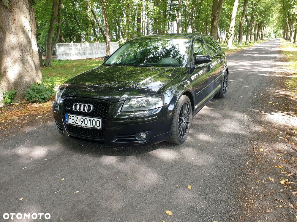 Audi A3 Sportback - 1