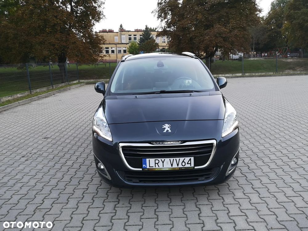 Peugeot 5008 1.6 THP Allure 7os - 29