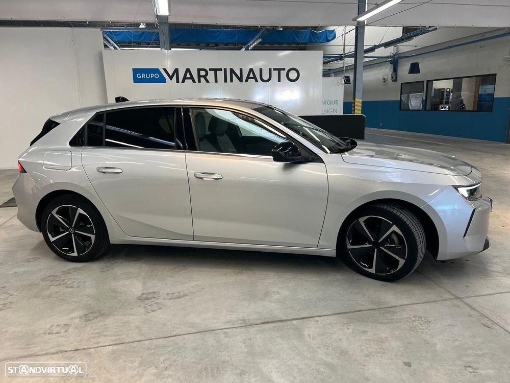 Opel Astra 1.2 T Elegance - 5