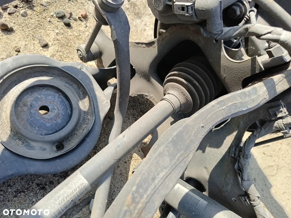 VOLVO XC60 I LIFT 2017R 2.4 D5 AWD  BELKA ZAWIESZENIA TYŁ KOMPLETNA DYFER P1216688 - 10