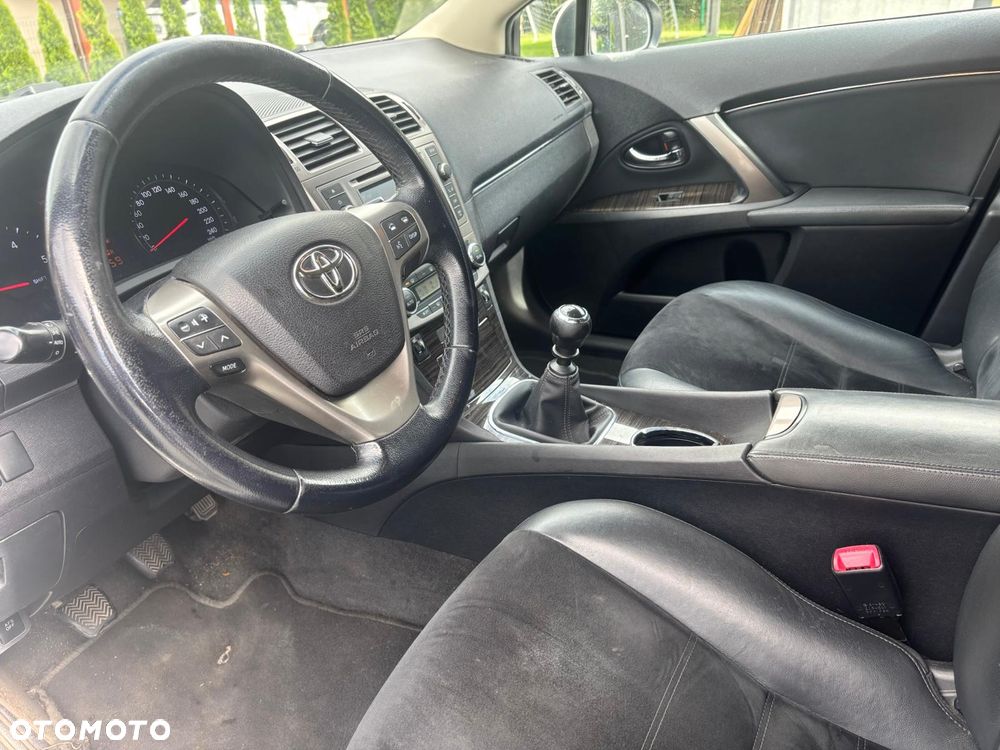 Toyota Avensis 2.2 D-4D Premium - 7