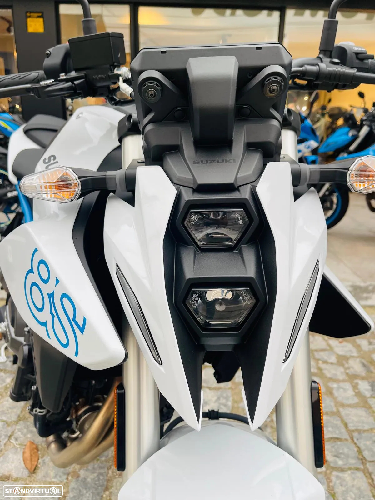 Suzuki GSX 8 S - 4