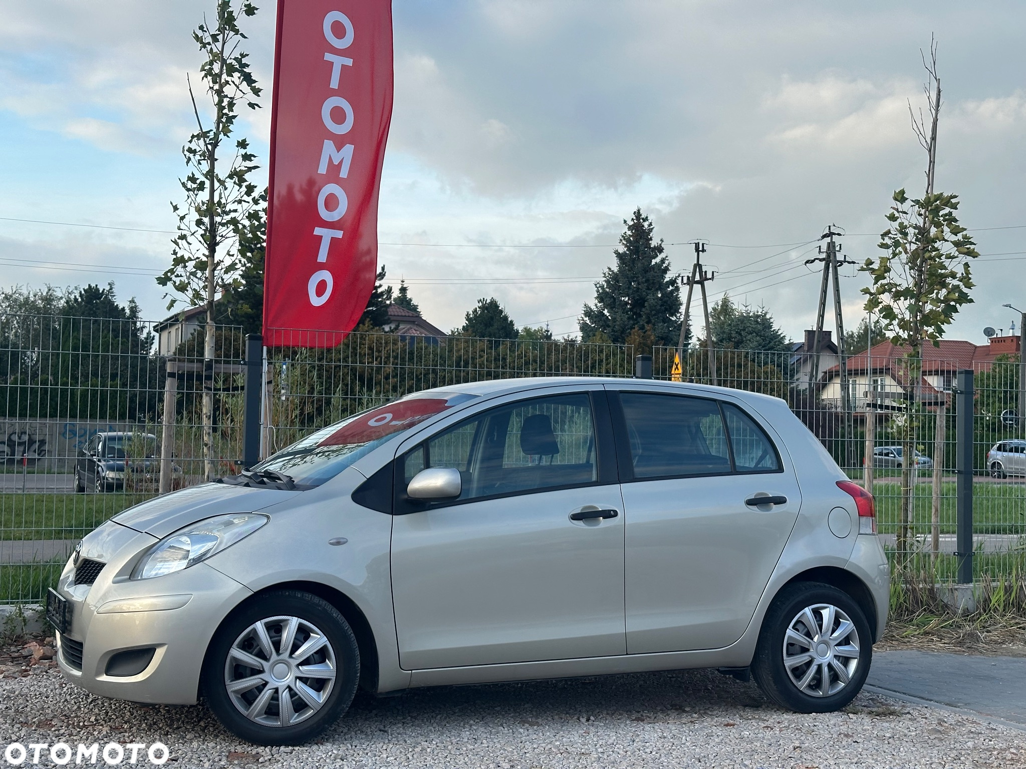 Toyota Yaris 1.33 Sol - 3