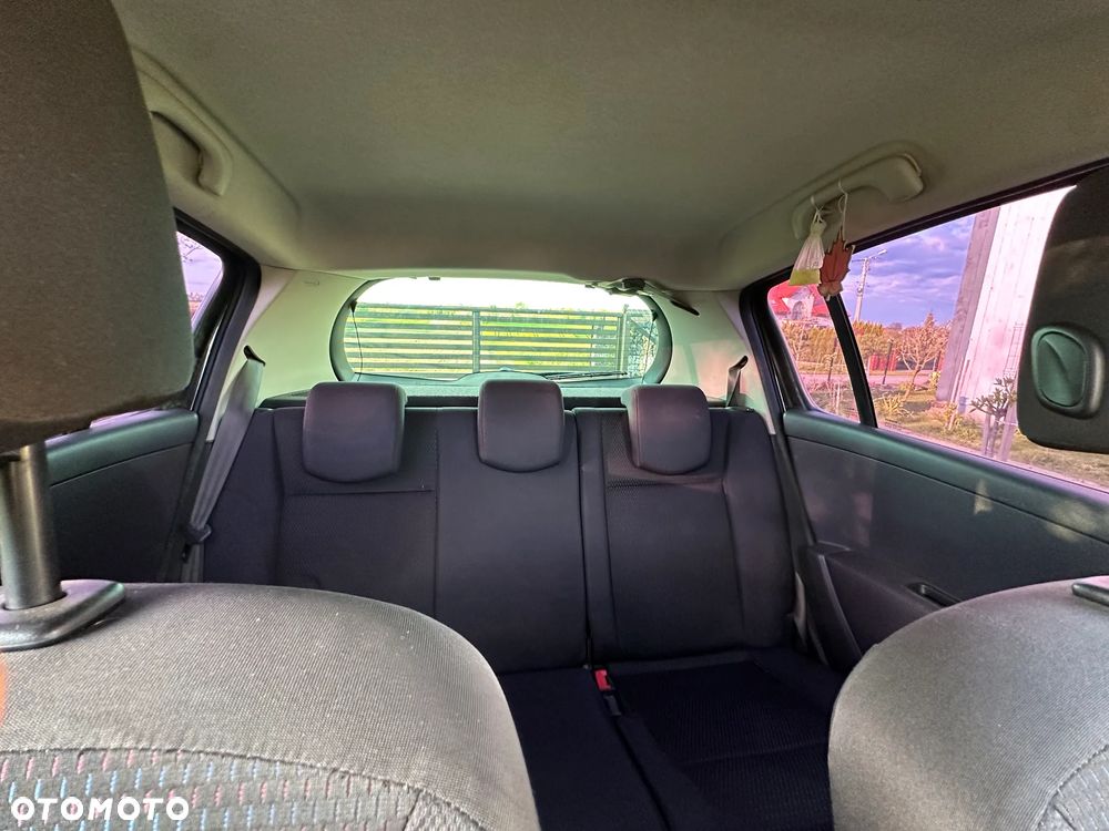 Renault Clio 1.2 16V Authentique - 10