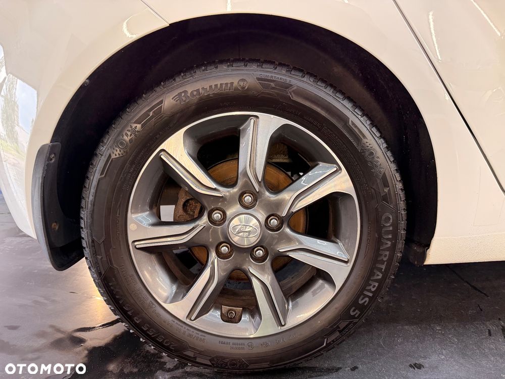 Hyundai ix20 1.6 BlueDrive Classic + - 12