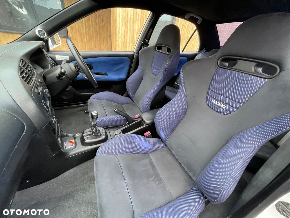 Mitsubishi Lancer Evolution - 12