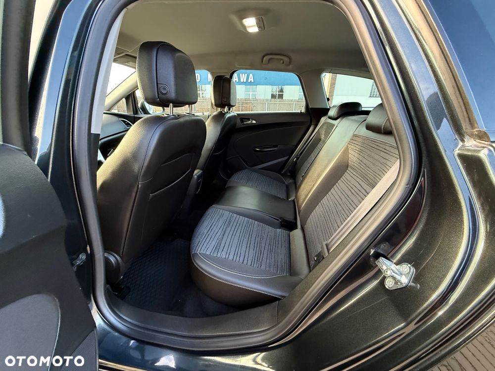 Opel Astra 1.4 T Energy EU6 - 16