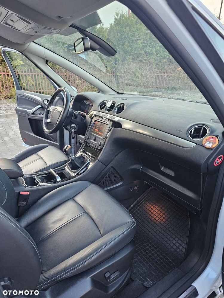 Ford S-Max 2.0 TDCi DPF Titanium - 9