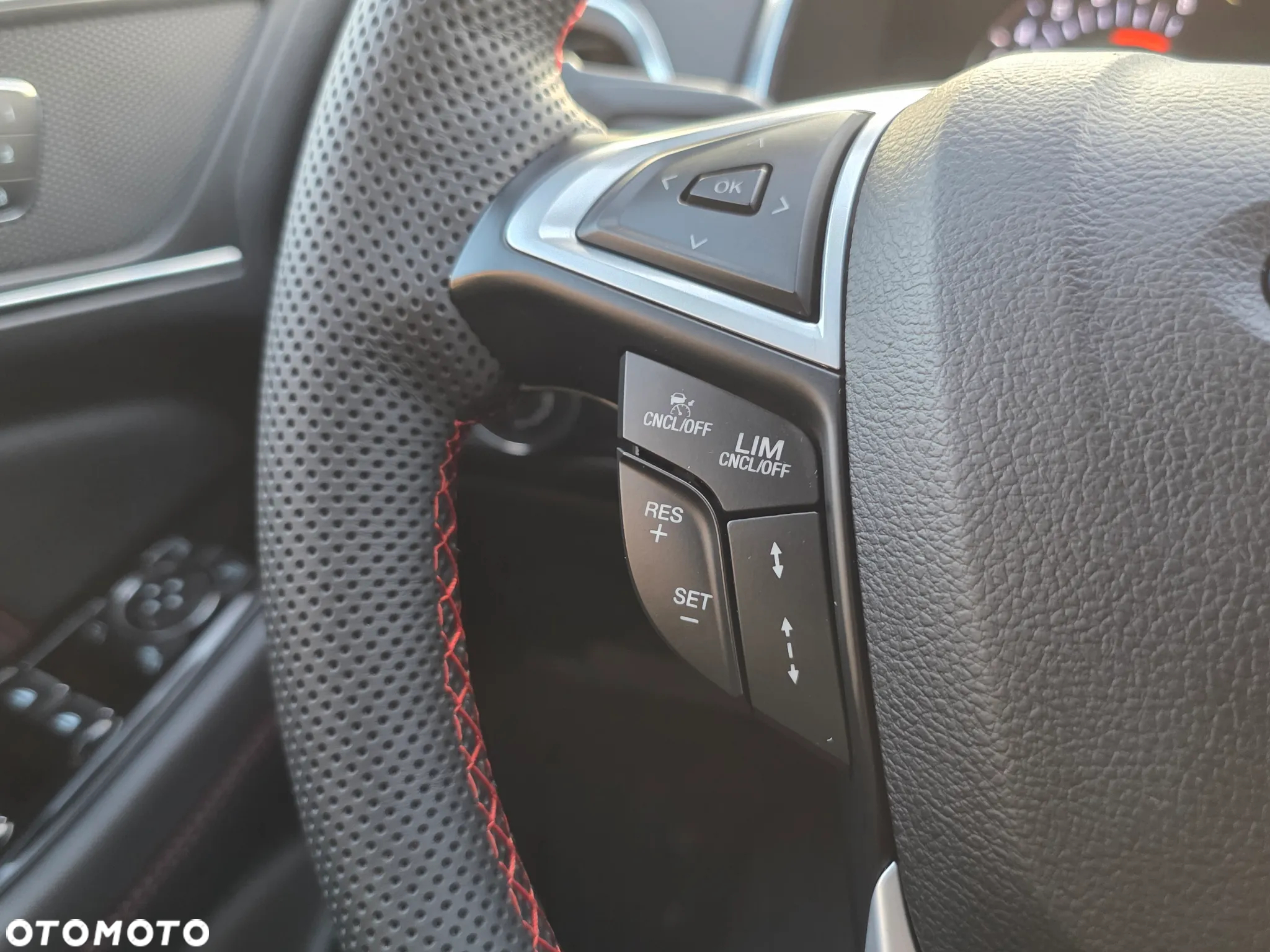 Ford S-Max 2.5 Hybrid ST-Line CVT 7os - 19