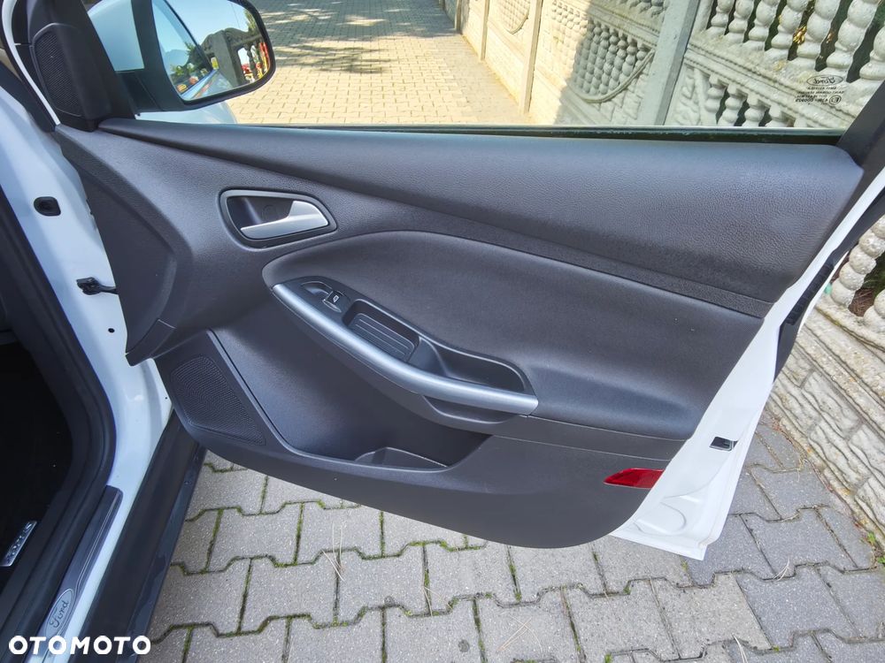 Ford Focus 1.6 TI-VCT Titanium - 14