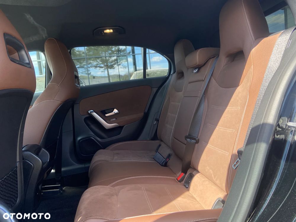Mercedes-Benz Klasa A 200 AMG Line 7G-DCT - 9