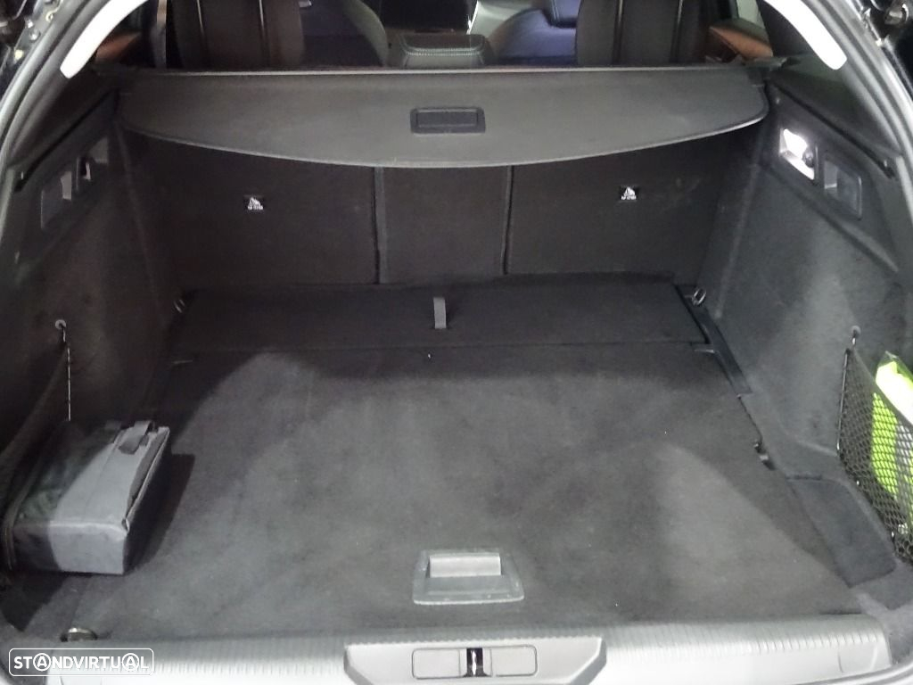 Peugeot 308 SW 1.2 PureTech Allure - 25