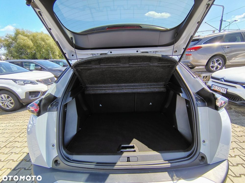 Peugeot 2008 - 13