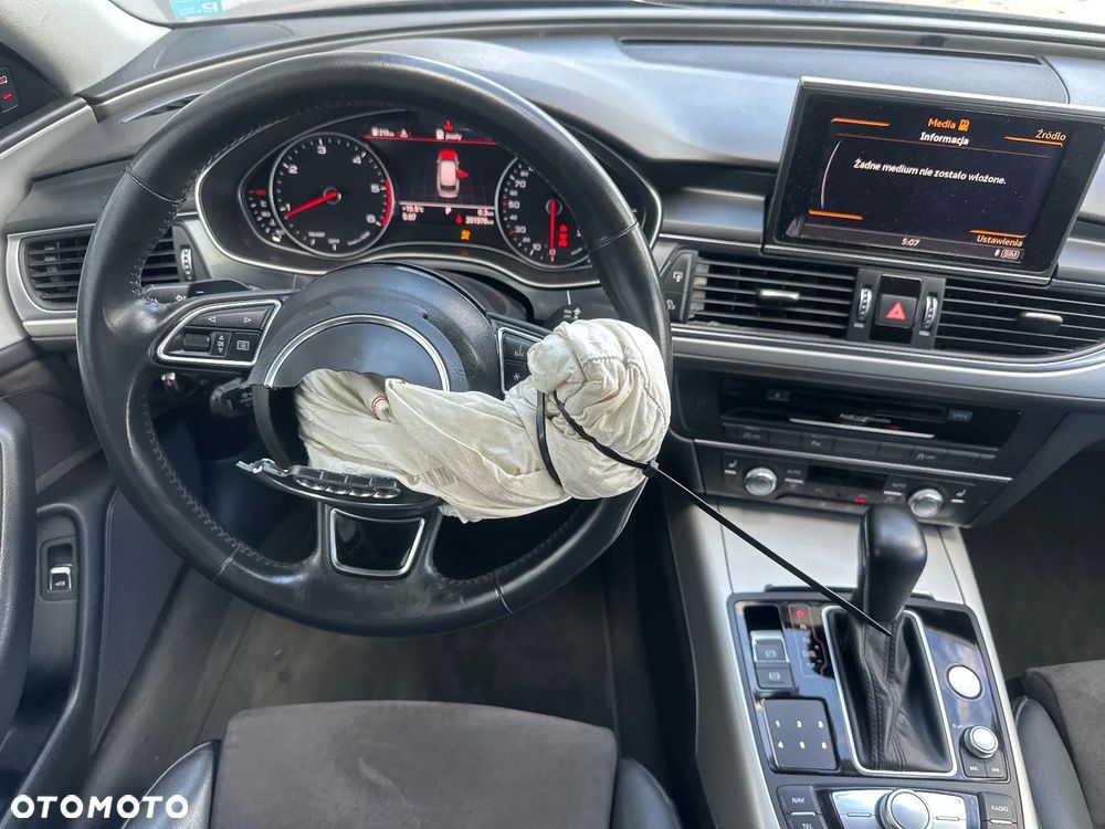 Audi A6 Avant 2.0 TDI quattro S tronic - 29