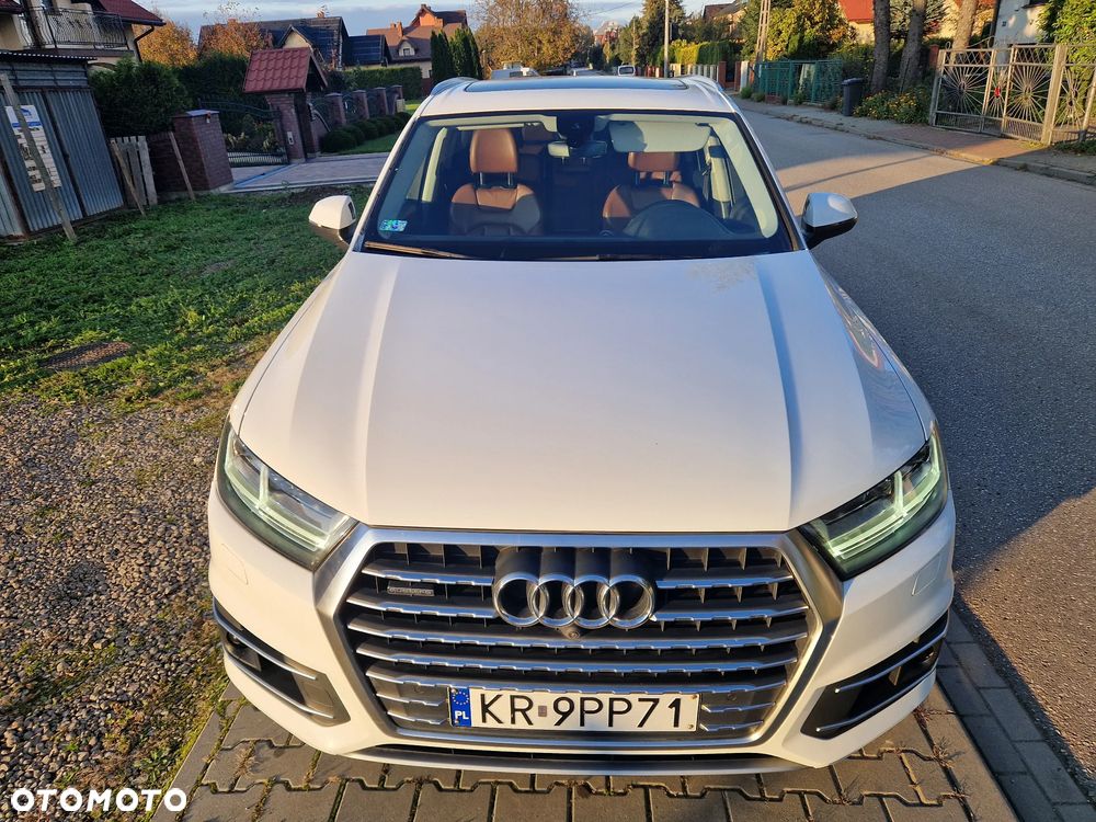 Audi Q7 - 40