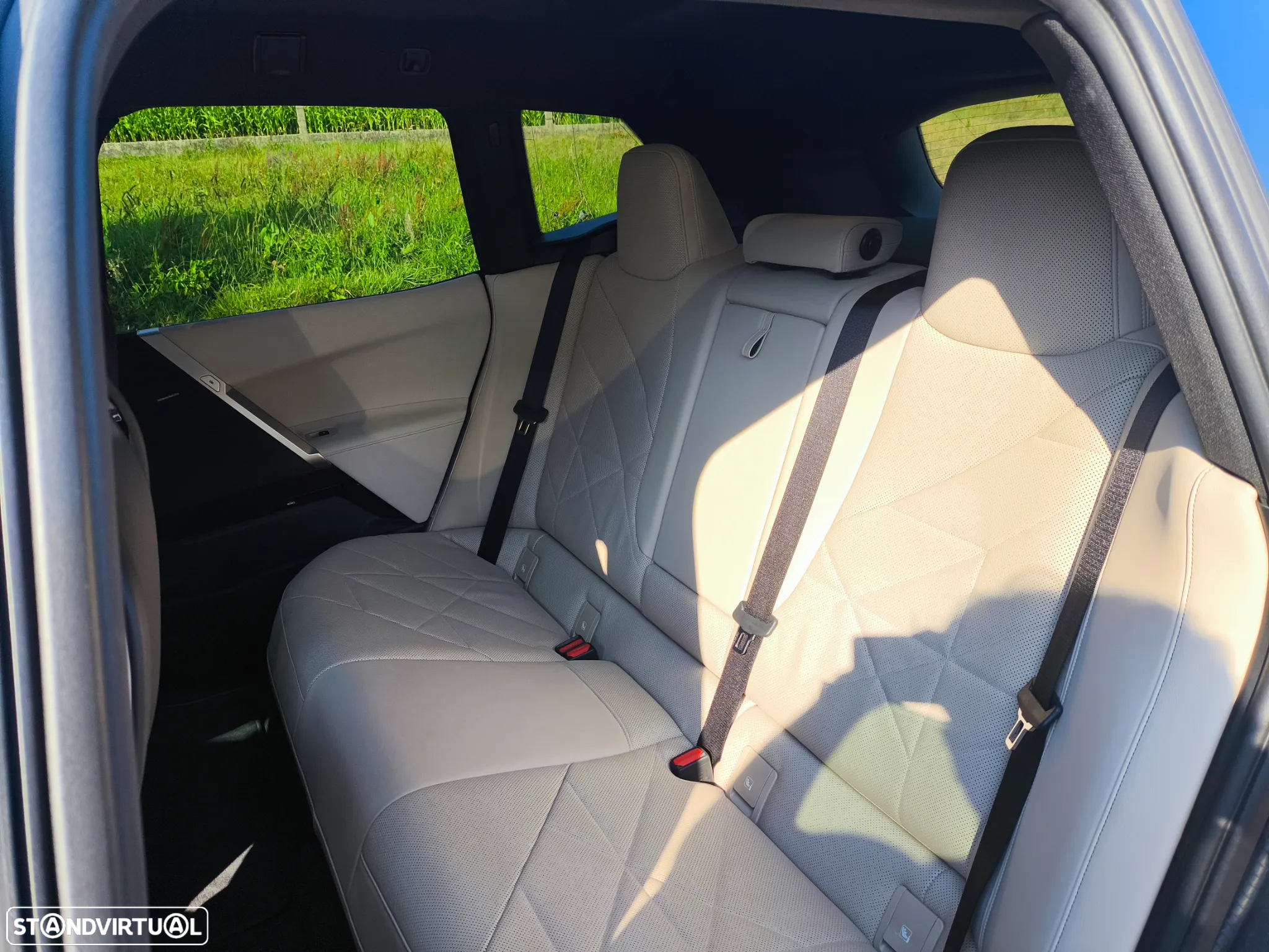 BMW iX xDrive 40 - 12