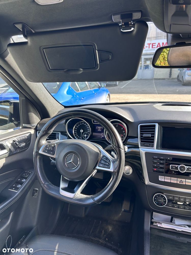 Mercedes-Benz ML 350 BlueTEC 4-Matic - 11