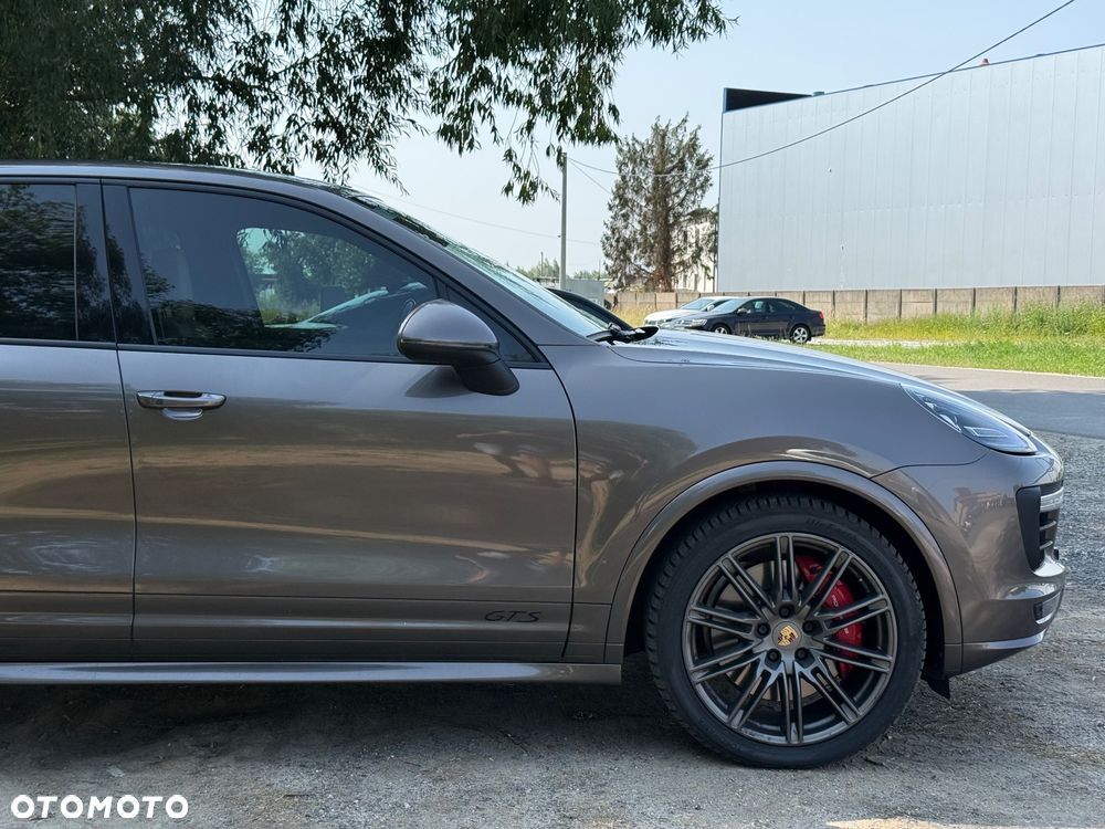 Porsche Cayenne GTS Tiptronic S - 12