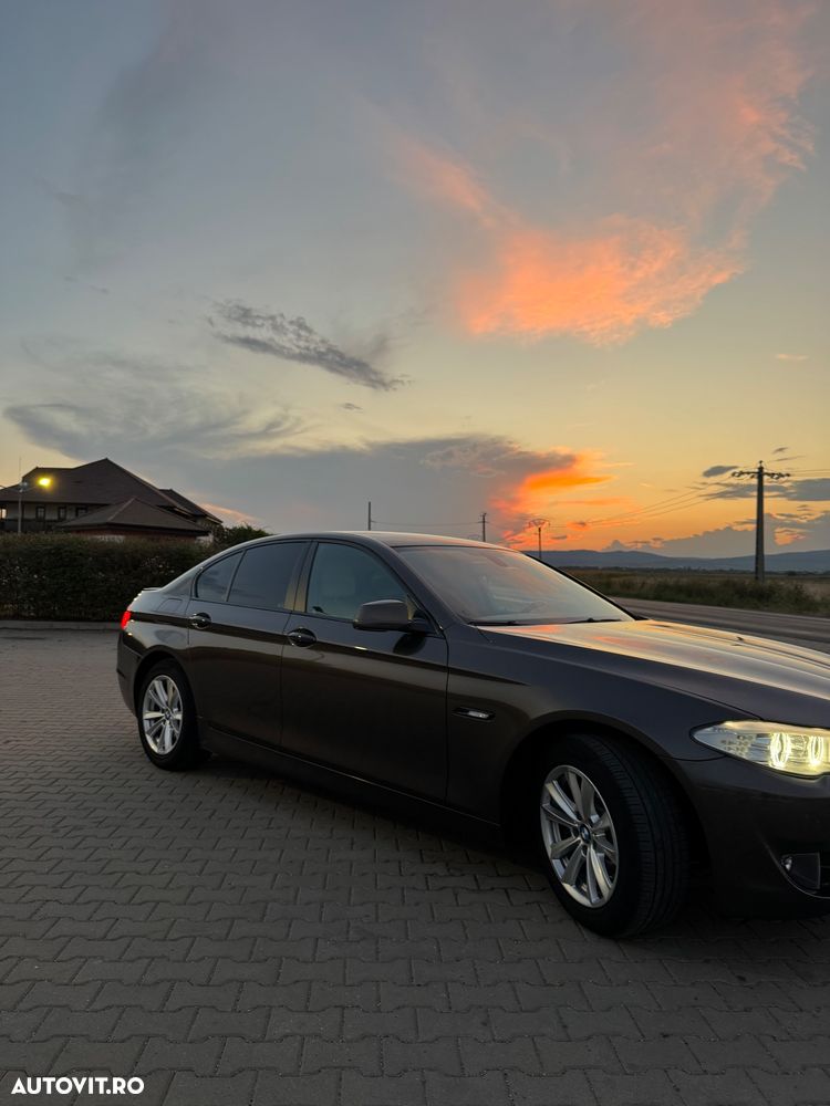 BMW Seria 5 520d Aut. - 2