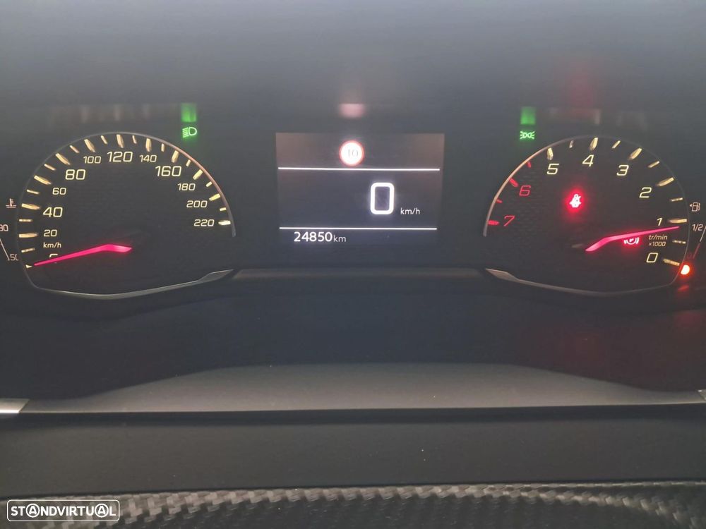 Peugeot 2008 1.2 Style - 18