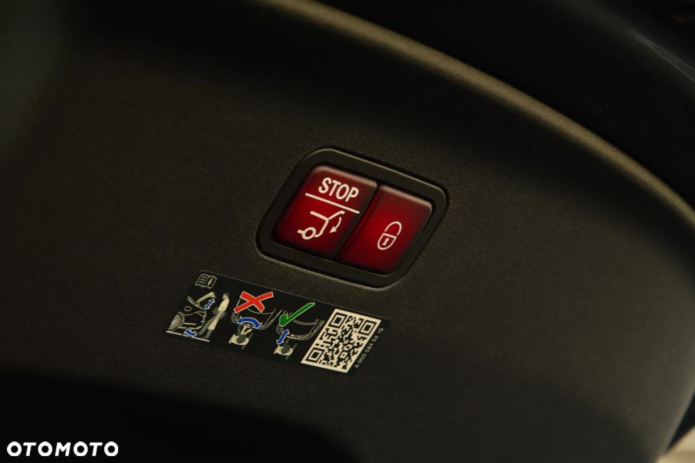 Mercedes-Benz AMG GT - 39