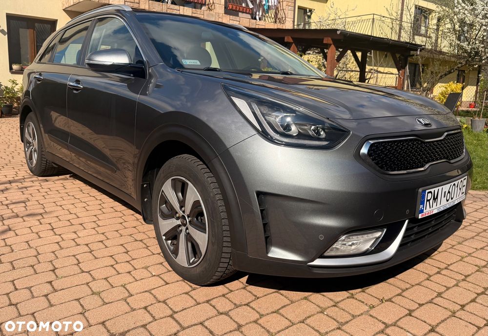 Kia Niro 1.6 GDI Hybrid L Business Line - 8