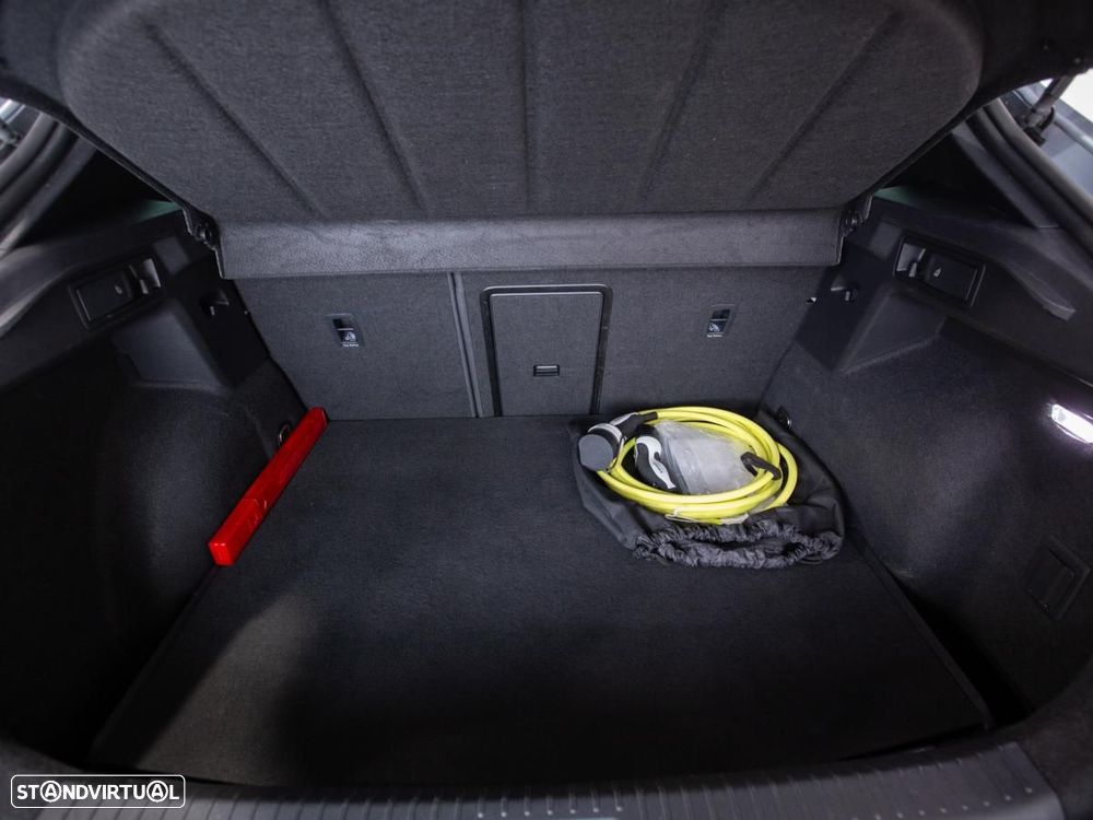 Cupra Formentor 1.4 e-Hybrid DSG - 12