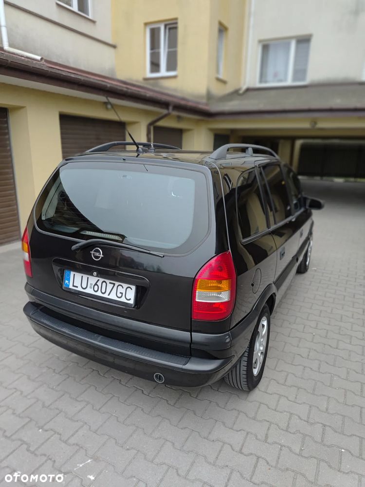 Opel Zafira 2.2 Elegance - 3
