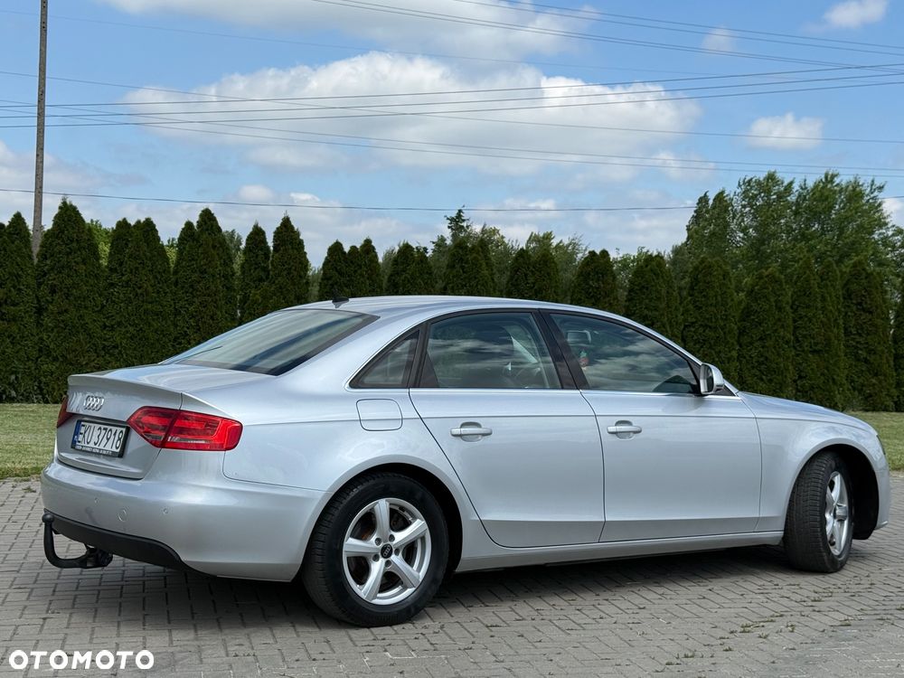 Audi A4 Limousine - 15