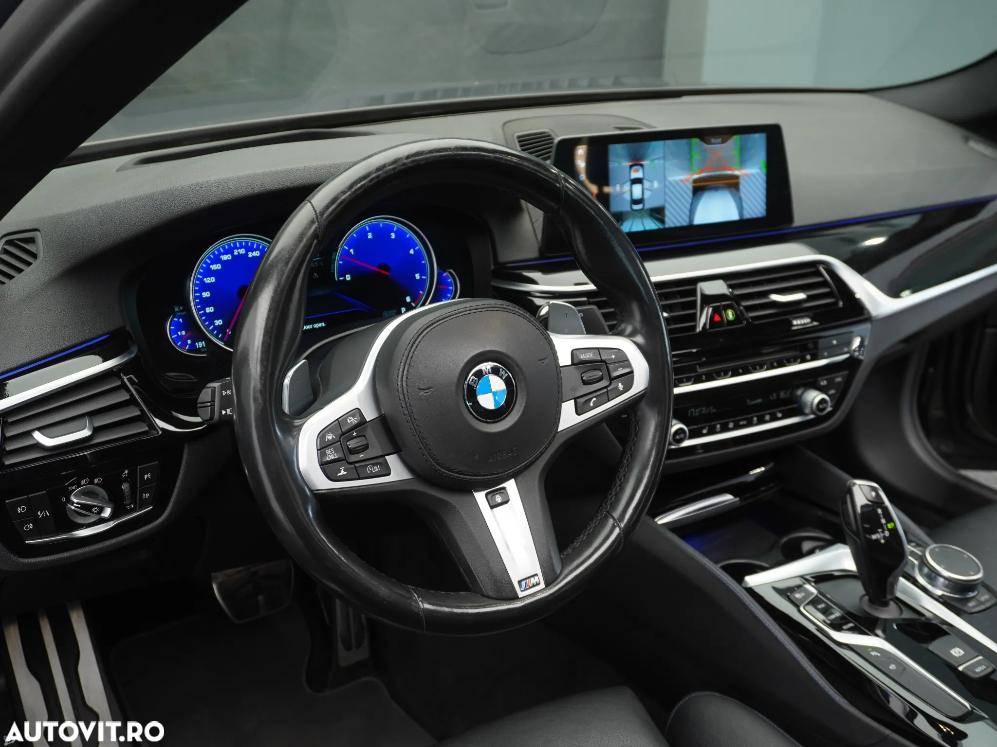 BMW Seria 5 530d xDrive AT - 11