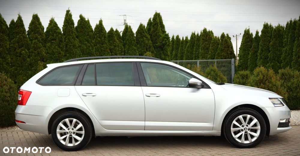 Skoda Octavia - 4