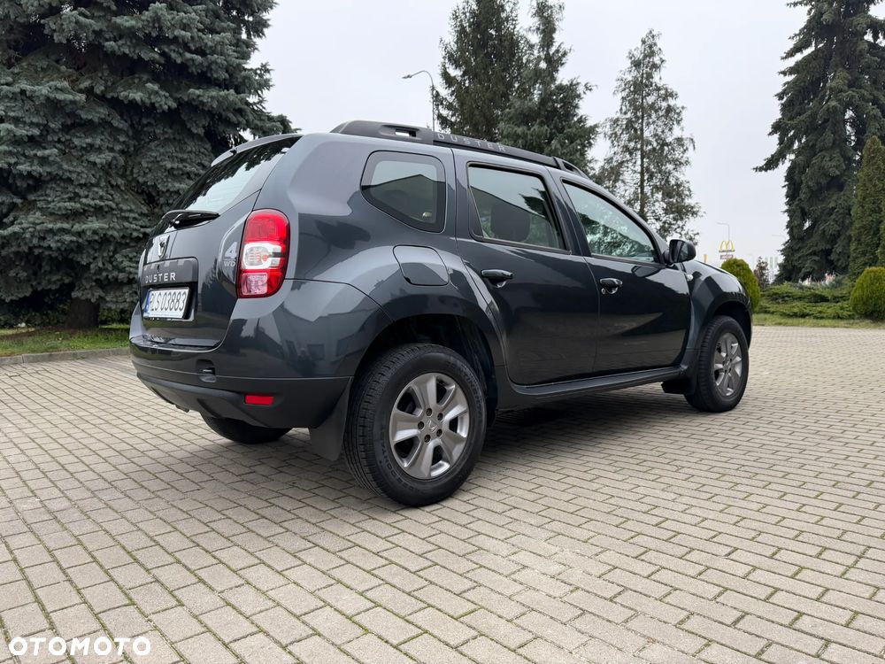 Dacia Duster 1.6 Laureate 4x4 - 10