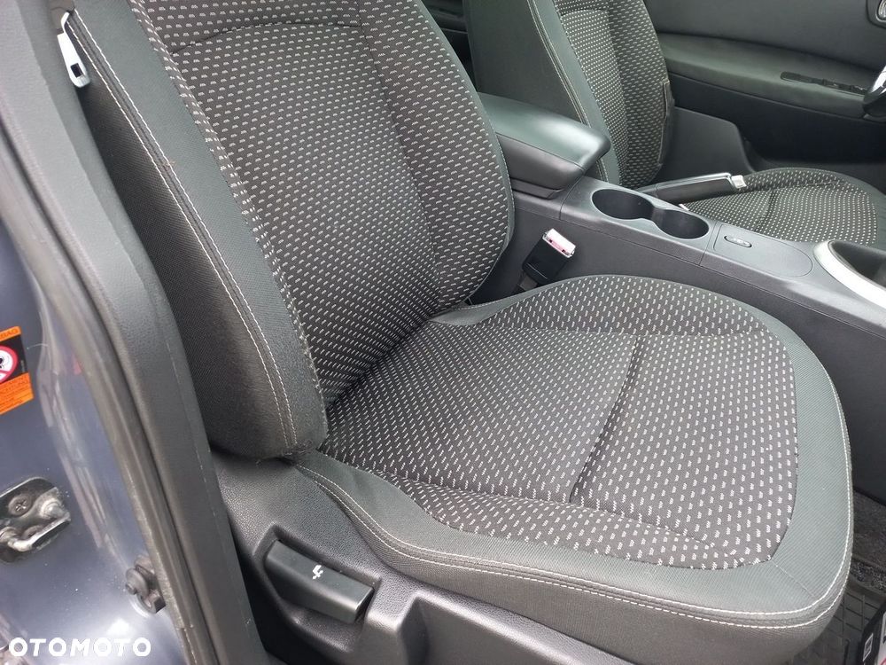 Nissan Qashqai+2 2.0 Acenta - 12