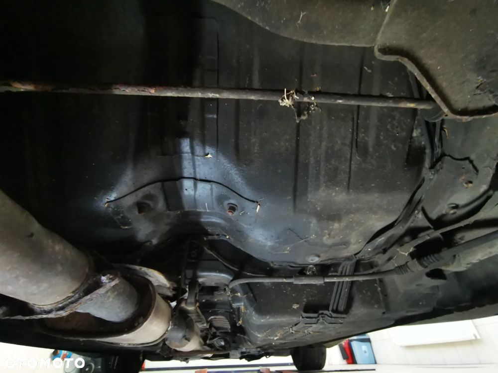 Mitsubishi 3000GT - 17