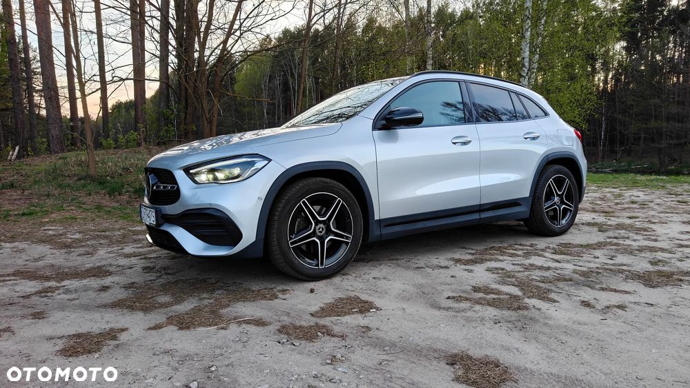Mercedes-Benz GLA 200 AMG Line - 6