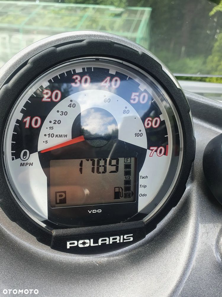 Polaris RZR - 9