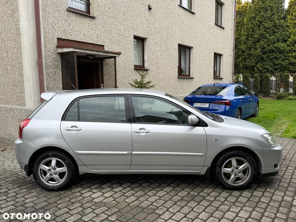 Toyota Corolla 1.6 VVT-i Terra - 6