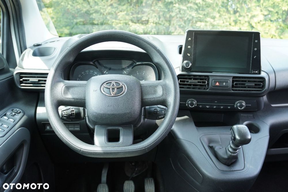 Toyota Proace City Verso 1.5 D-4D Business - 12