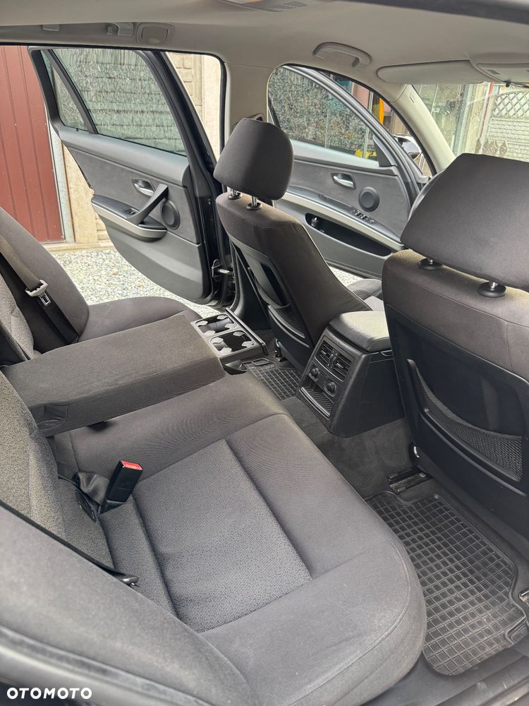 BMW Seria 3 320d - 18