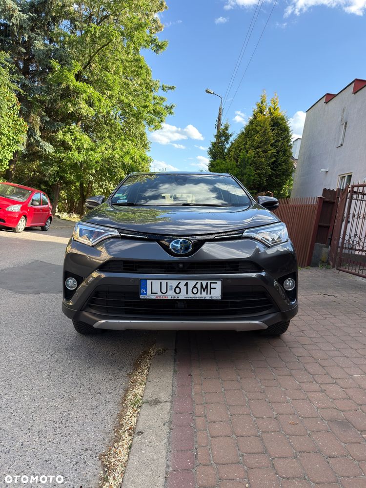 Toyota RAV4 - 2