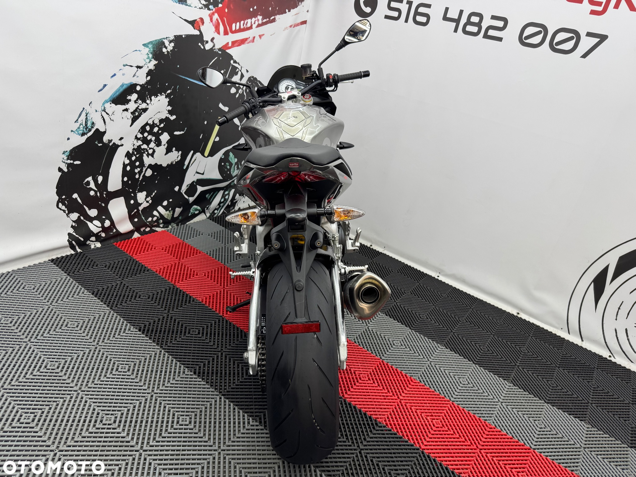 Aprilia Tuono - 12