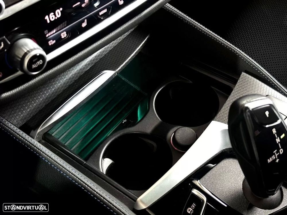 BMW 520 d Pack M Auto - 32