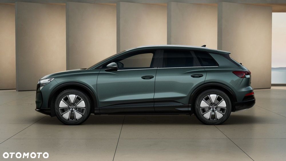 Audi Q4 e-tron - 4
